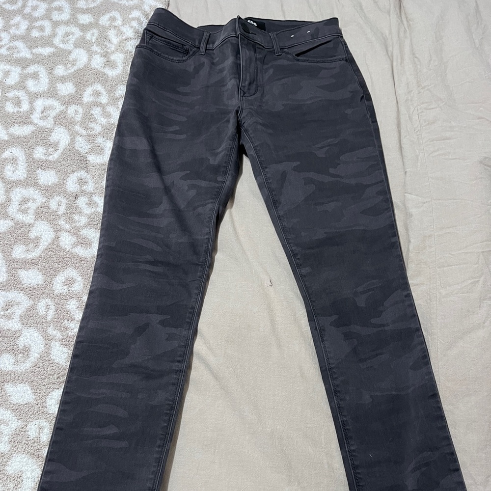 Skinny camouflage pants camo gray women’s express 6 long